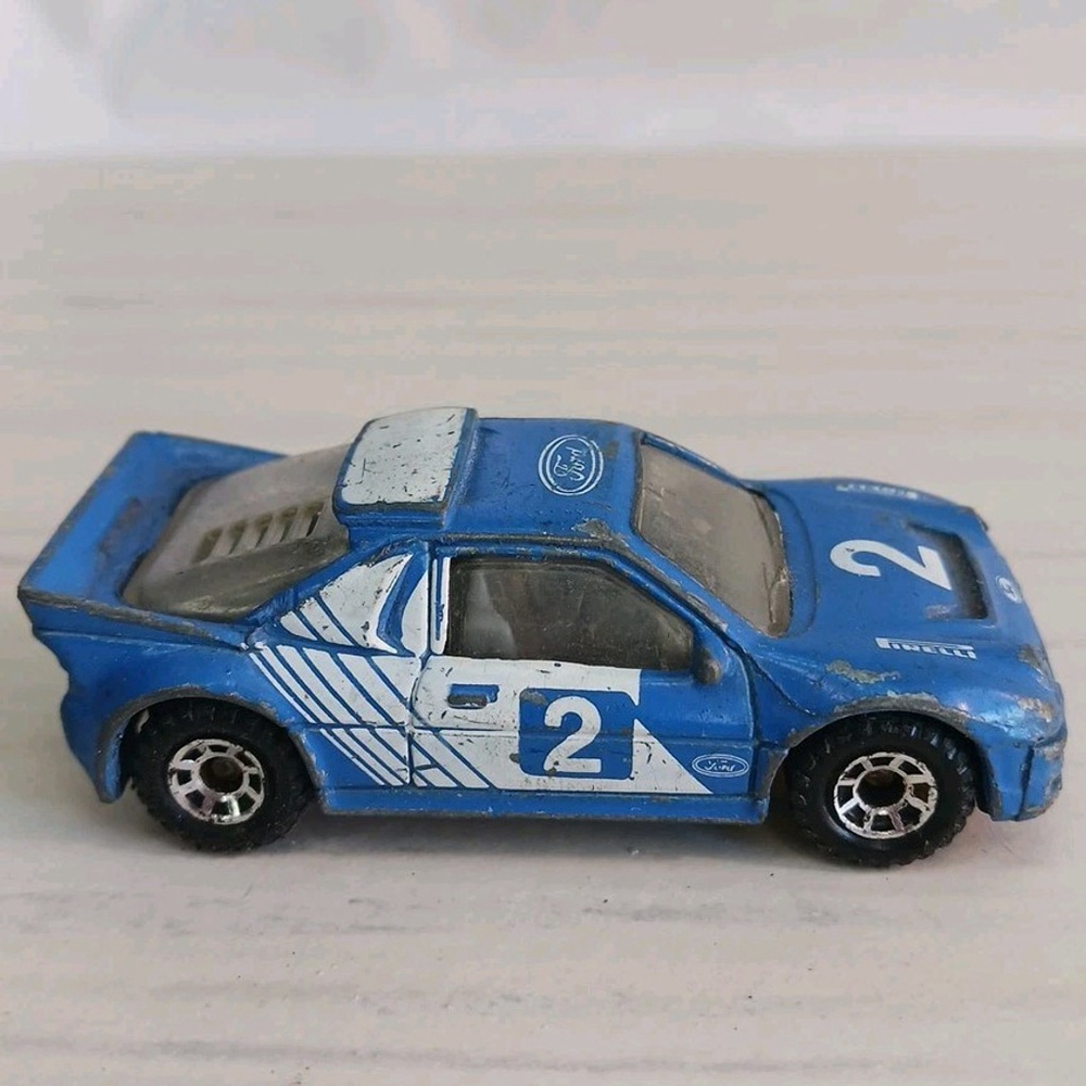Matchbox Ford RS 200 1986 Vintage Diecast